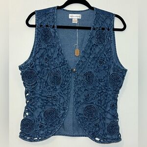 Vintage Drapers & Damons Blue Denim Cutout Sleeveless vest w/ button